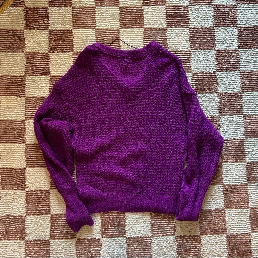 Free People Oversize Slouchy Neon Purple Deep V Neck Knit Pullover Sweater - Picture 2 of 3